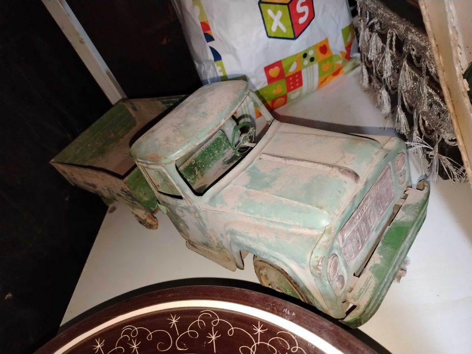 Игрушки ссср, жесть, 2шт.Смотрите фото.