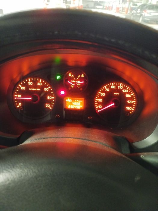 Se vende Peugeot Partner