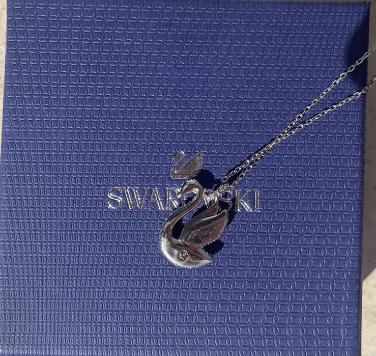 Ожерелье Swarovski «Лебедь» (Dancing Swan / Iconic Swan)