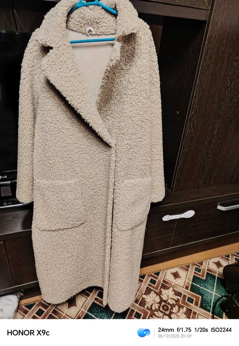 Продам шубу  искусственную