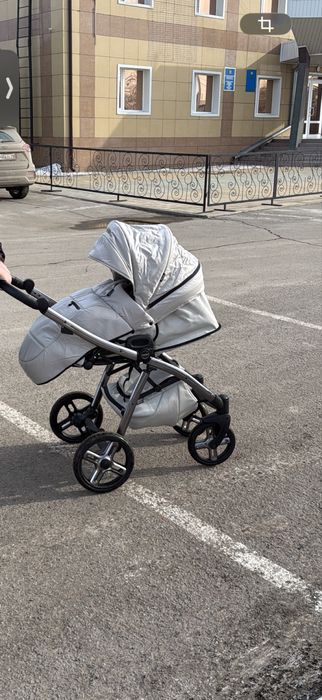 Коляска прогулочная  / люлька