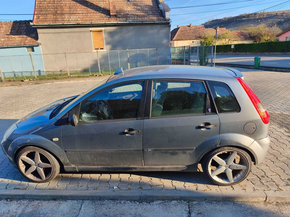 FORD Fiesta 2002 — imagine 3