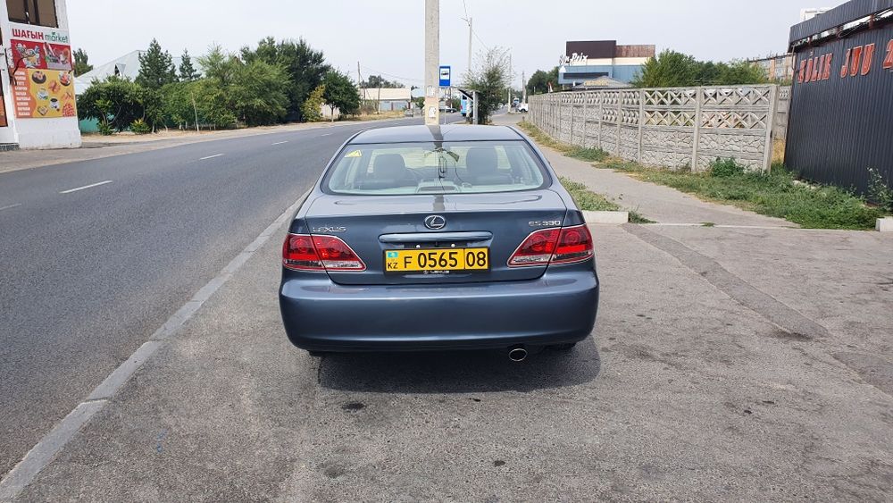 Продам Lexus ES330
