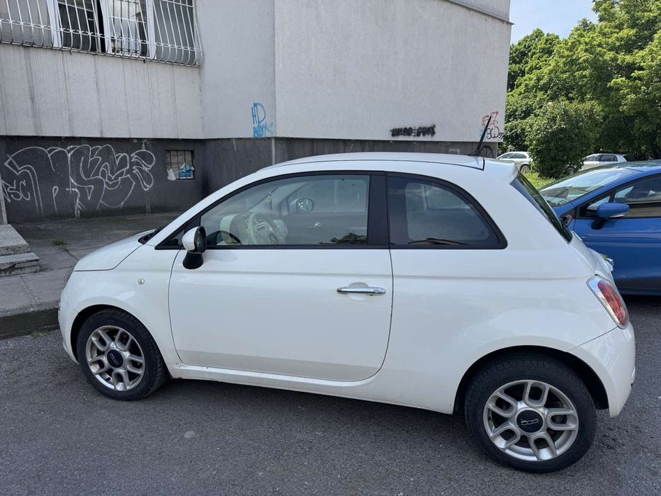 Кола-Fiat 500-2012
