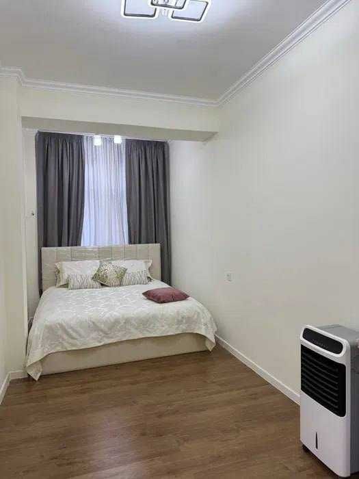 СРОЧНО !! Продаётся квартира в Яшнабаде 2/5/8 ( 55 кв/м ) Azia House