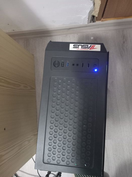 Kit PC intel 10400f + blaca de baza + sursa +  poate fi complet