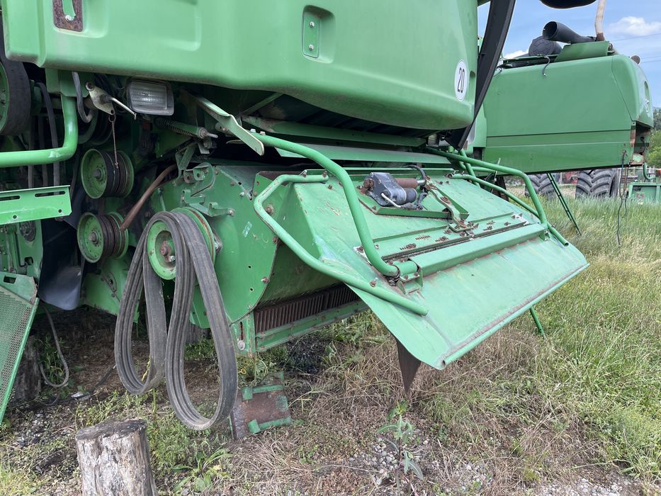 Dezmembrez combina agricola John Deere 9880 STS
