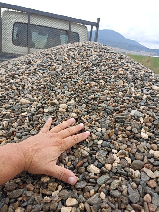 Transport Nisip moloz pietris balastru pamant