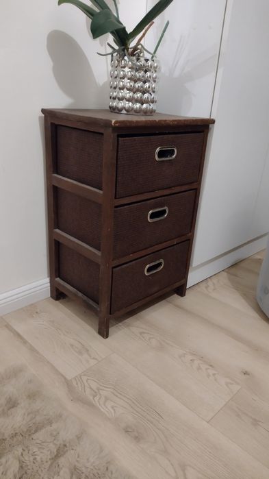 Noptiere Nobilă Casă