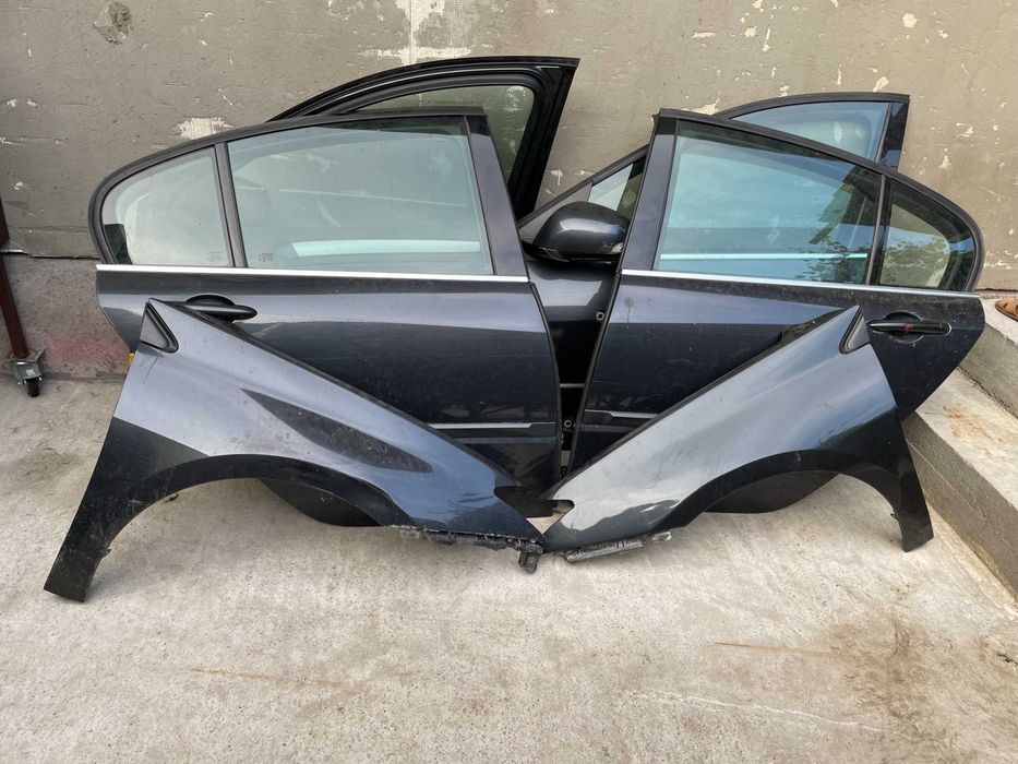 Usi,Aripi,Haion Renault Laguna 3