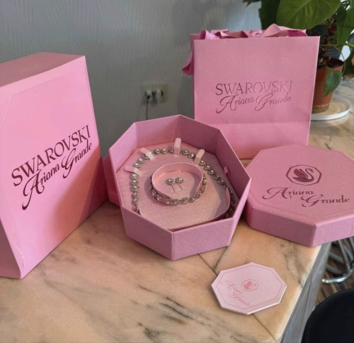 Set swaroski x Ariana Grande