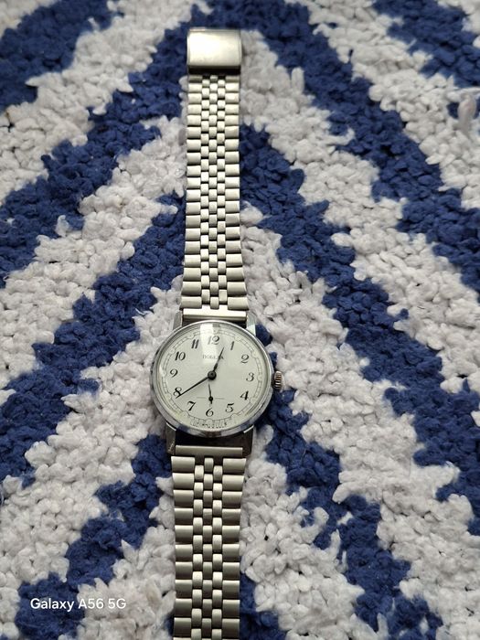 Ceas vintage Pobeda fabricat în URSS, Rusia Sovietică,