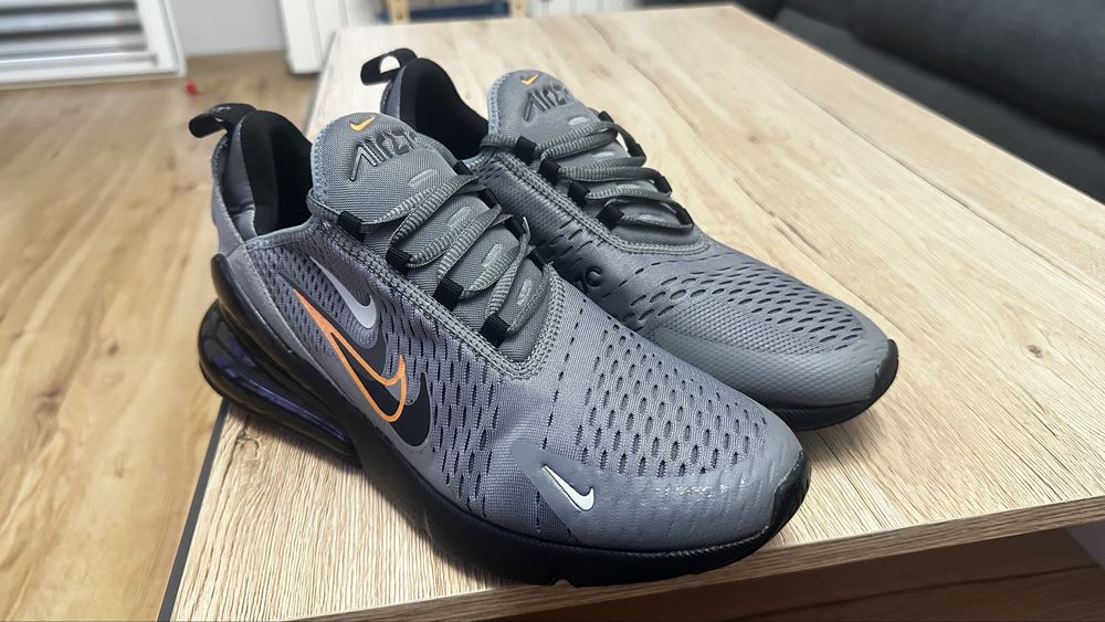 Nike Air Max 270 Mulri Swoosh Grey