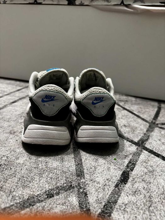 Обувки nike air max 1