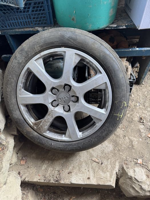 Vand Audi A4 b 8 2011
