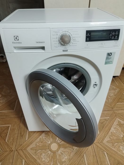 Продам стиральную машинку