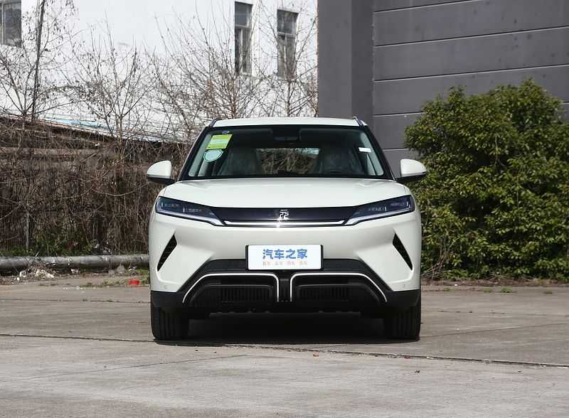 BYD Yuan Up Smart Drive  Naqt va nasiya savdo