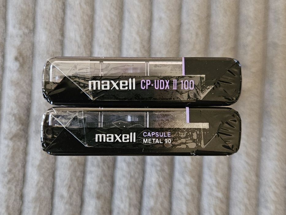 2 Casete Audio Maxell Capsule Metal + Chrome Japan 1992