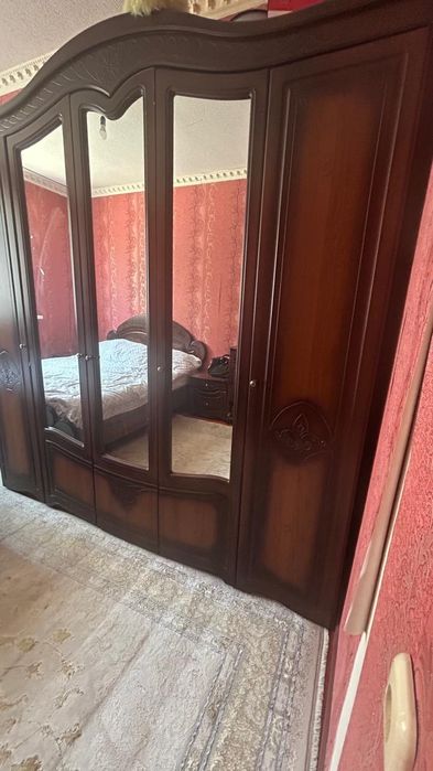 Спальный гарнитур