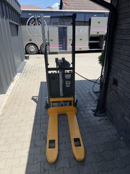 Stivuitor manual electric Jungheinrich HC 110, înălțime 1600 mm