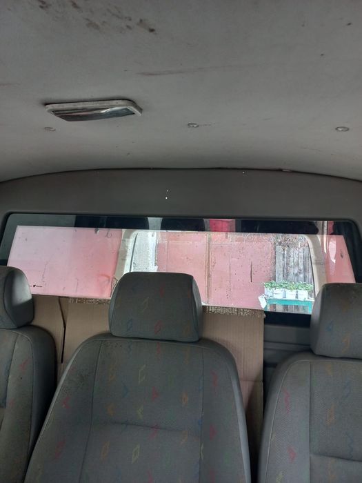 Mașină Volkswagen Transporter