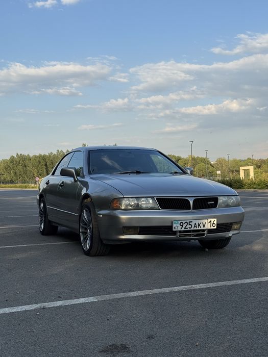Mitsubishi Diamante