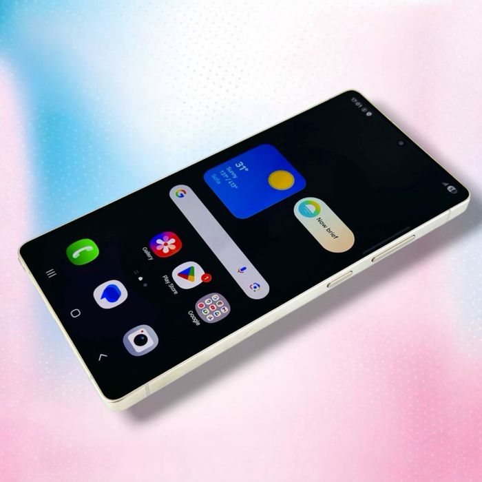 Samsung Galaxy S25 Ultra 256GB 12RAM Black 100% Батерия! 2г. Гаранция!