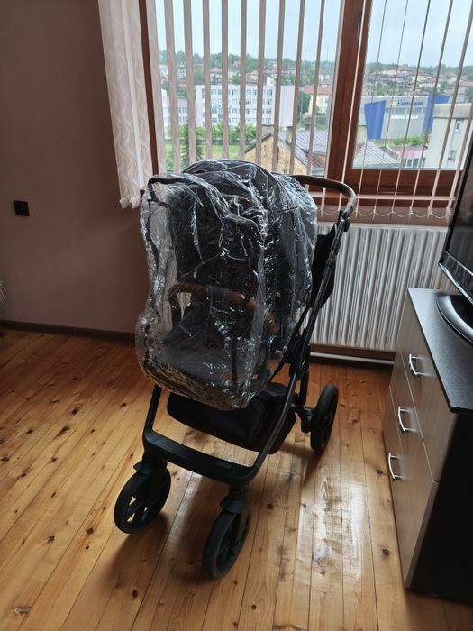 Бебешка количка Roan Bloom 3в1