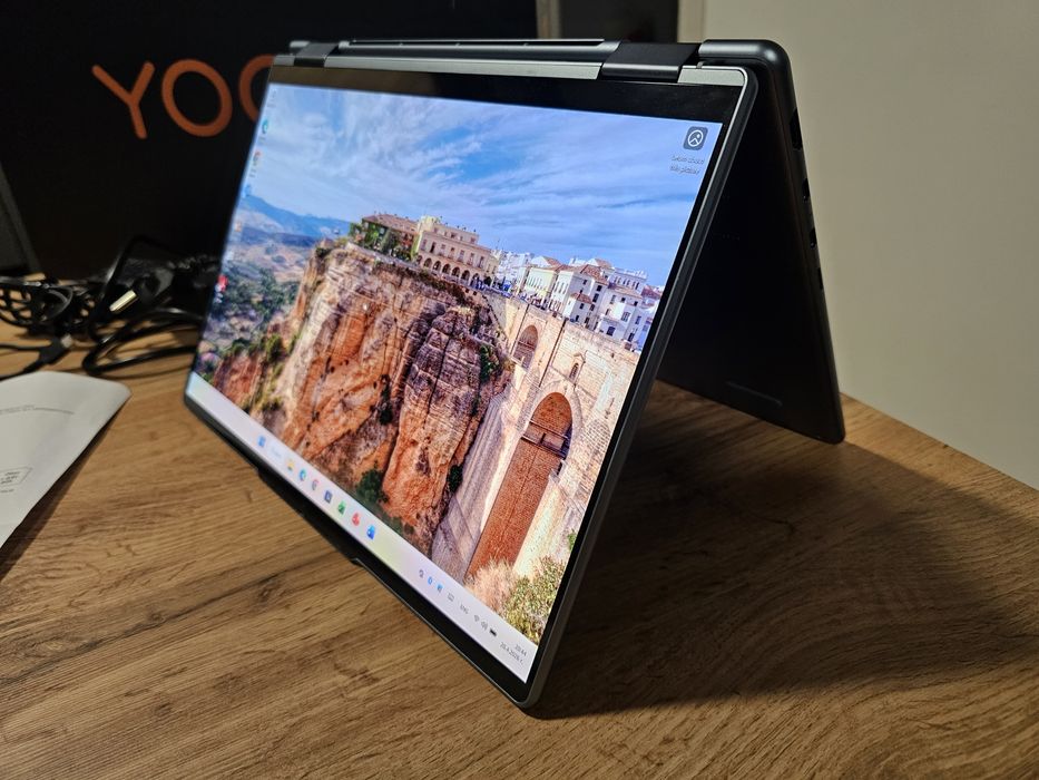 Lenovo Yoga 7 14ARB7 OLED TOUCH 90Hz 14" | AMD  Ryzen 7 6800U 8x4.70 Ghz| 32GB RAM | 1TB SSD | Radeon 680M | Windows 11