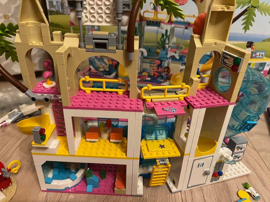LEGO Friends Летни забавления във водния парк 41430