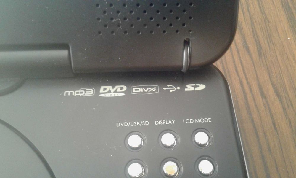 Портативен DVD Плeйър  COBY V-zon