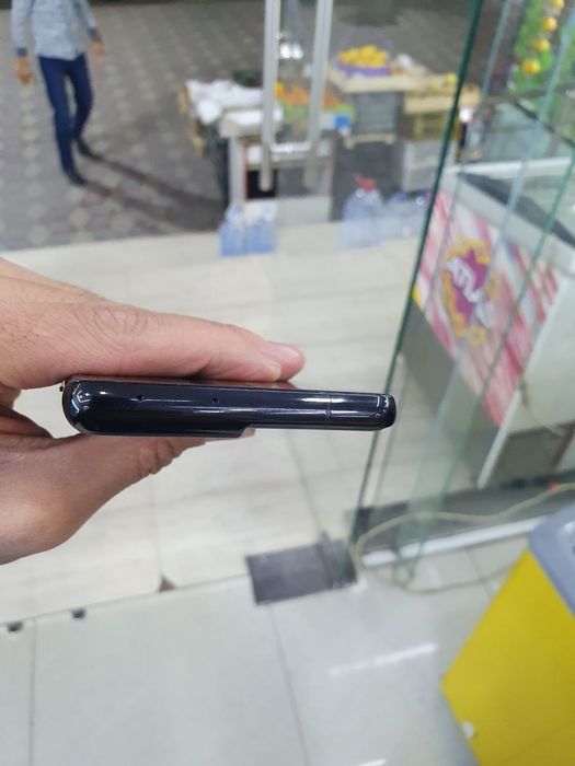 Galaxy S21 Ultra 5G 12/256Gb Sotiladi