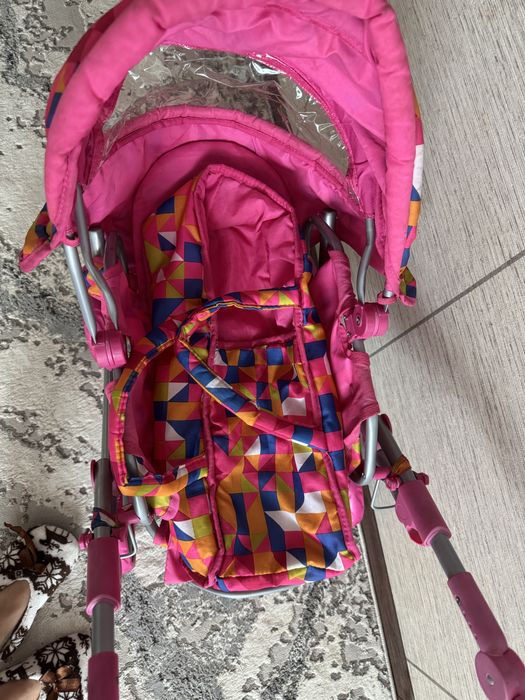 Коляска для кукол