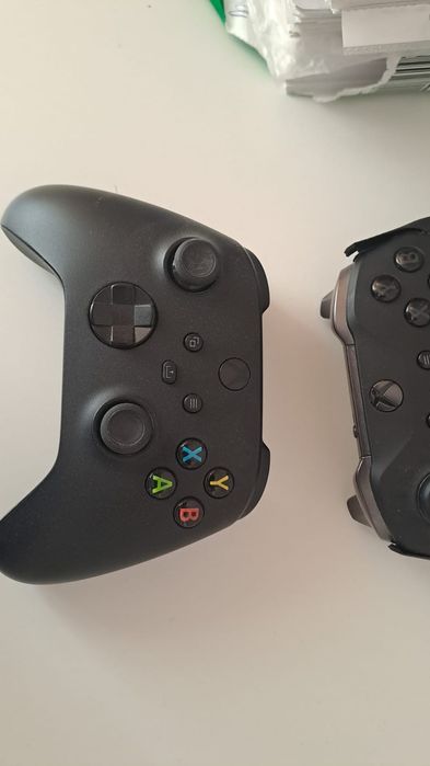 Xbox series s с два джойстика