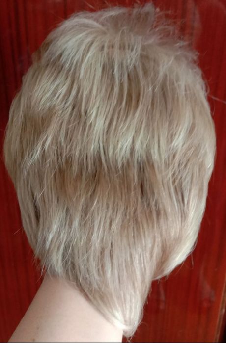 Женский парик. Недорого