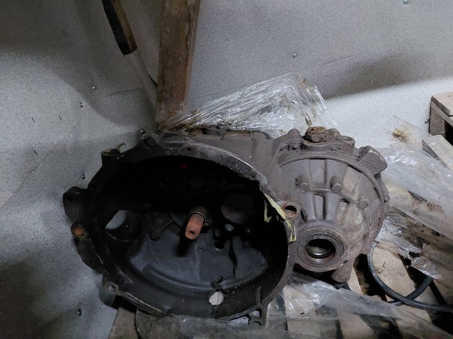 Каропка передачи на Пассат В 3