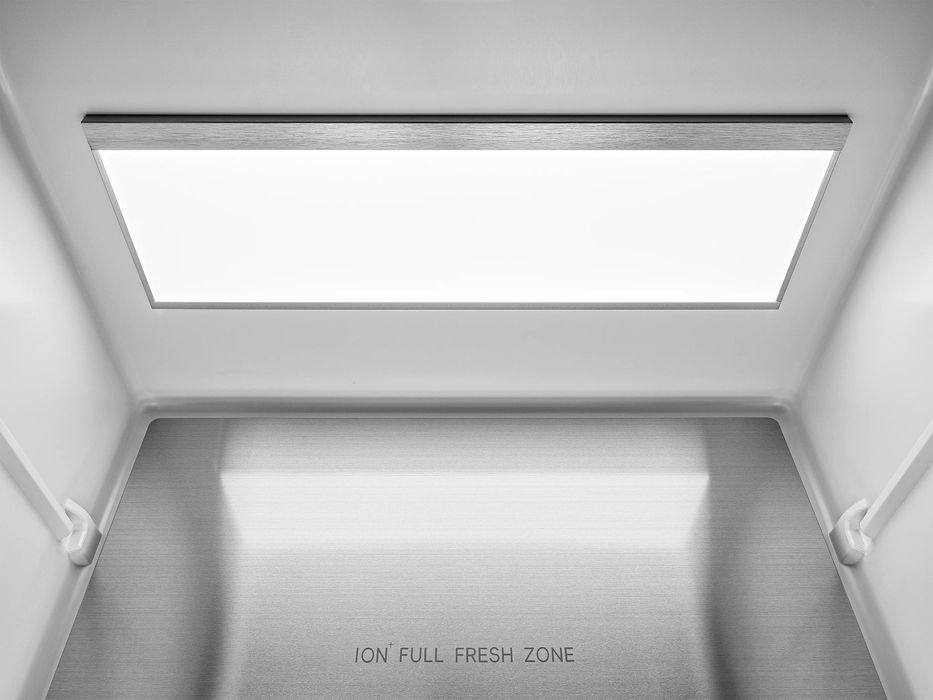 BMD-900BLV — стильный черный холодильник с системой Total No Frost