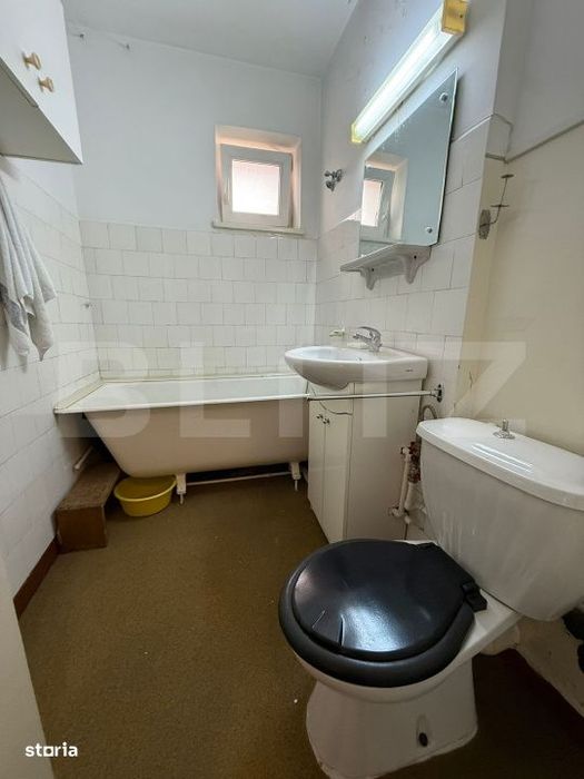 Apartament 3 camere, 60 mp, etaj intermediar, zona Areni