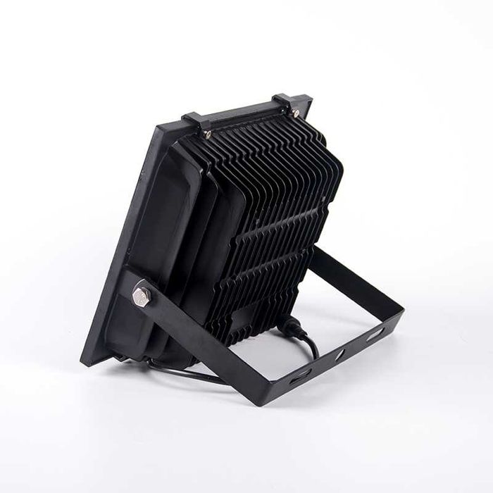 100W LED прожектор със соларен панел, сензор за движение, дистанционно