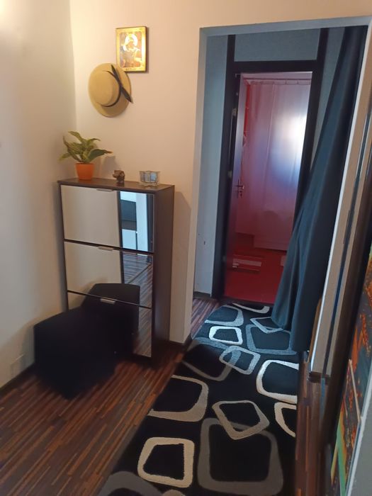 Se eliberează apartmanet 45mp 2 camere
