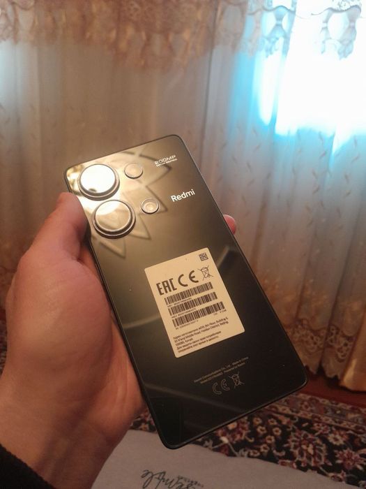 Xiaomi Redmi not 13 pro 4g 12/512  sotiladi