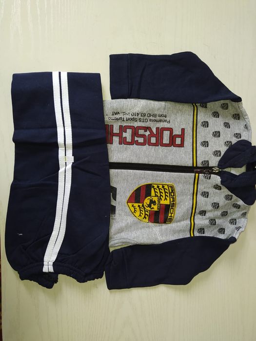 Мальчиковские кофточки