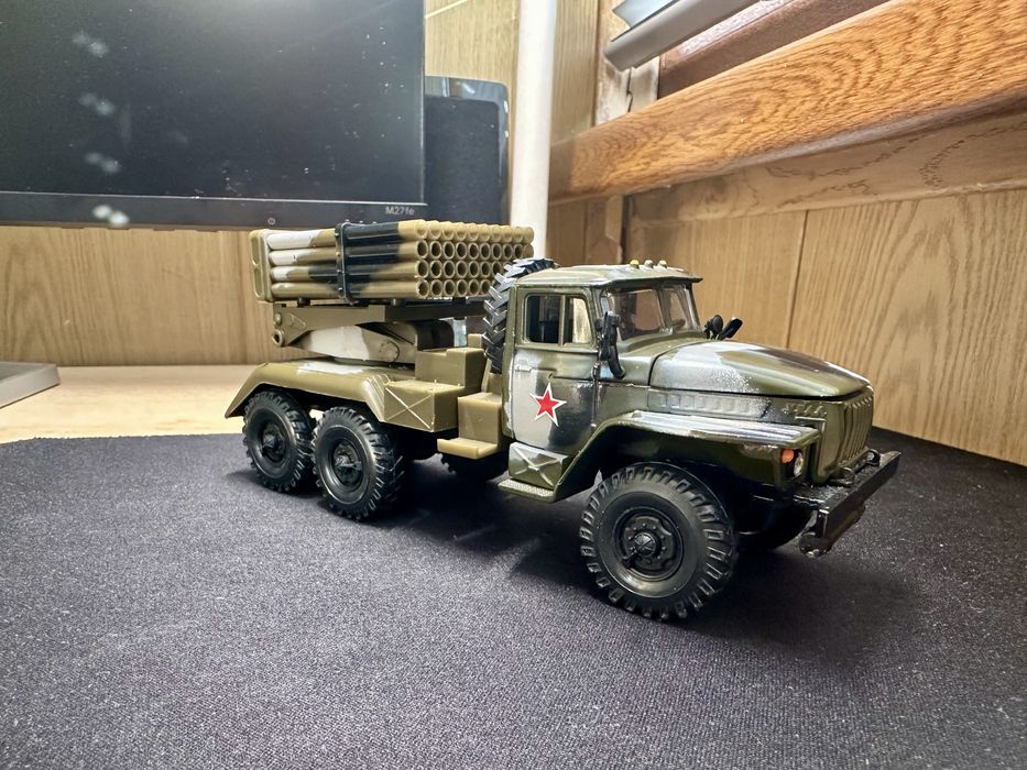 Модель грузовика  1:43 Урал ГРАД