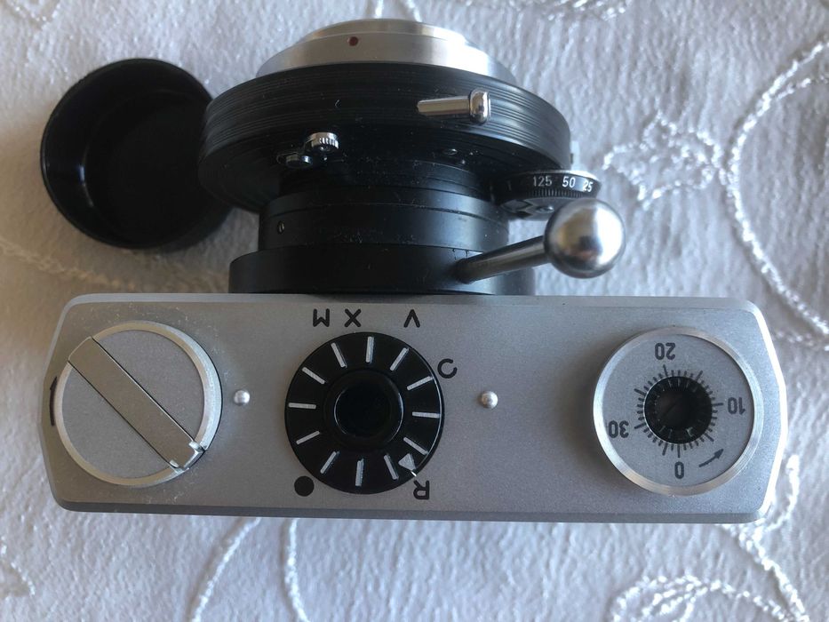 Микроскопски фотоапарат Carl Zeiss Jena Werra с микроскопски адаптер от 60-те произведен в ГДР, лентов 35 мм, изключително рядък, чисто нов