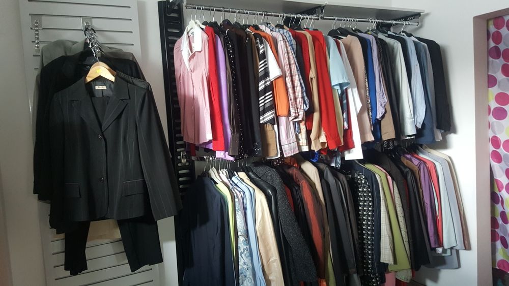 Vând haine second-hand calitate 1 și crema