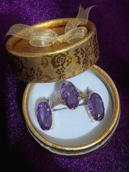 Золотой набор 583 пробы с аметистом