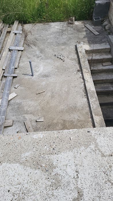 Vand teren 4000m² intravilan in sat Livada, comuna Petrestii de jos