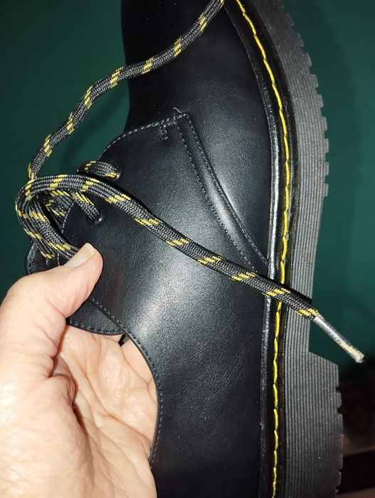 Продам туфли демисезонные