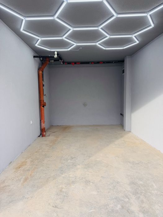 Чисто нов гараж, ул. Милен Цветков, кв. Суха река - ток и вода