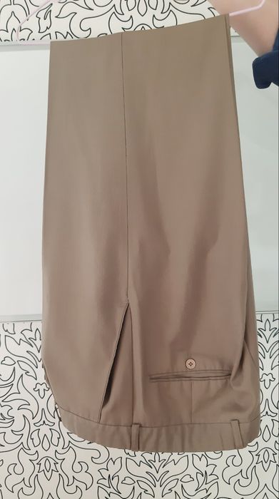 Продам классические брюки 50-54 размера